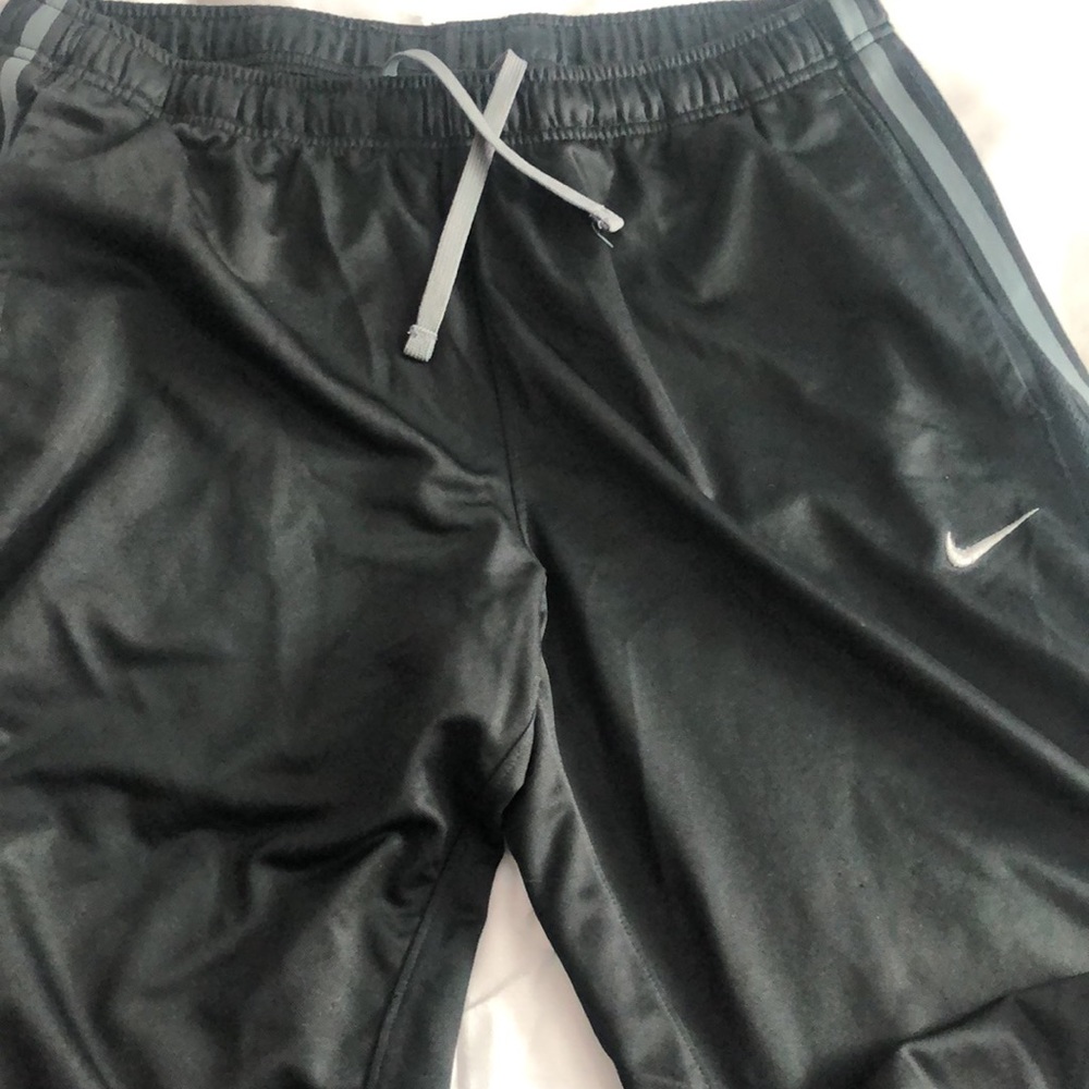 Men’s dry fit Pants - Picture 2 of 2